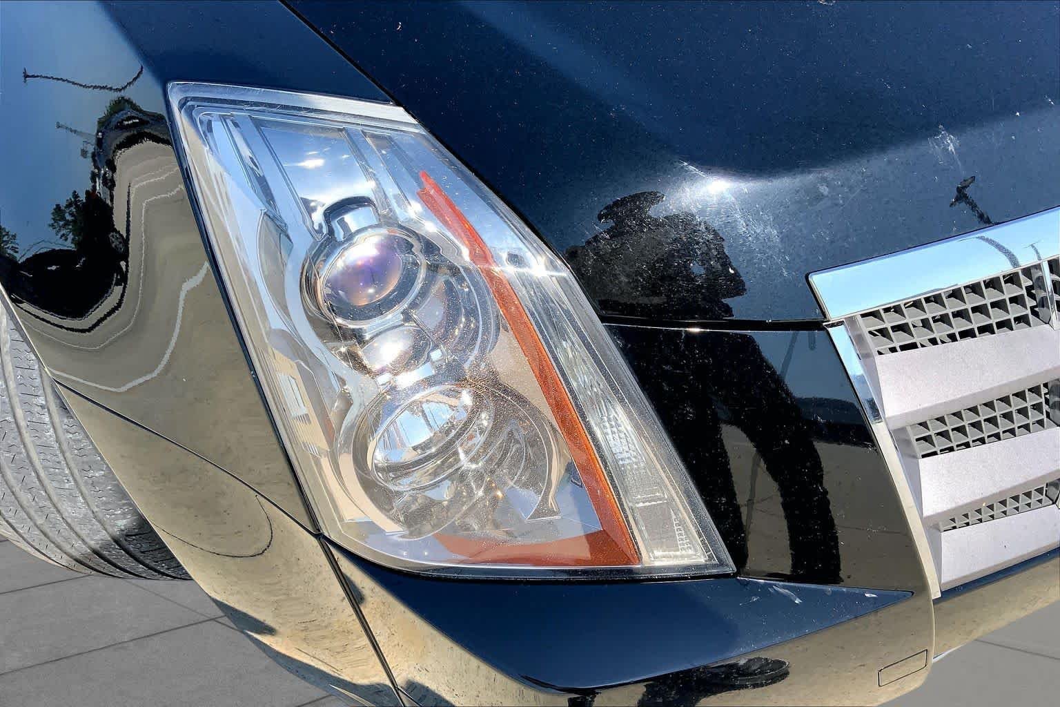 Used 2009 Black Raven Cadillac RWD w/1SA image 25