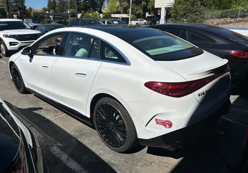 Certified Used 2023 White/off-white Mercedes-Benz 500 Sedan image 6