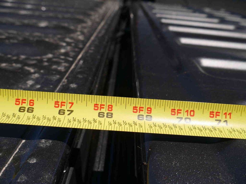 New 2026 Granite Crystal Metallic Clear-Coat Exterior Paint RAM LARAMIE image 9