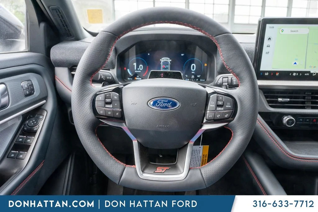 New 2026 Star White Metallic Tri-Coat Ford ST image 7