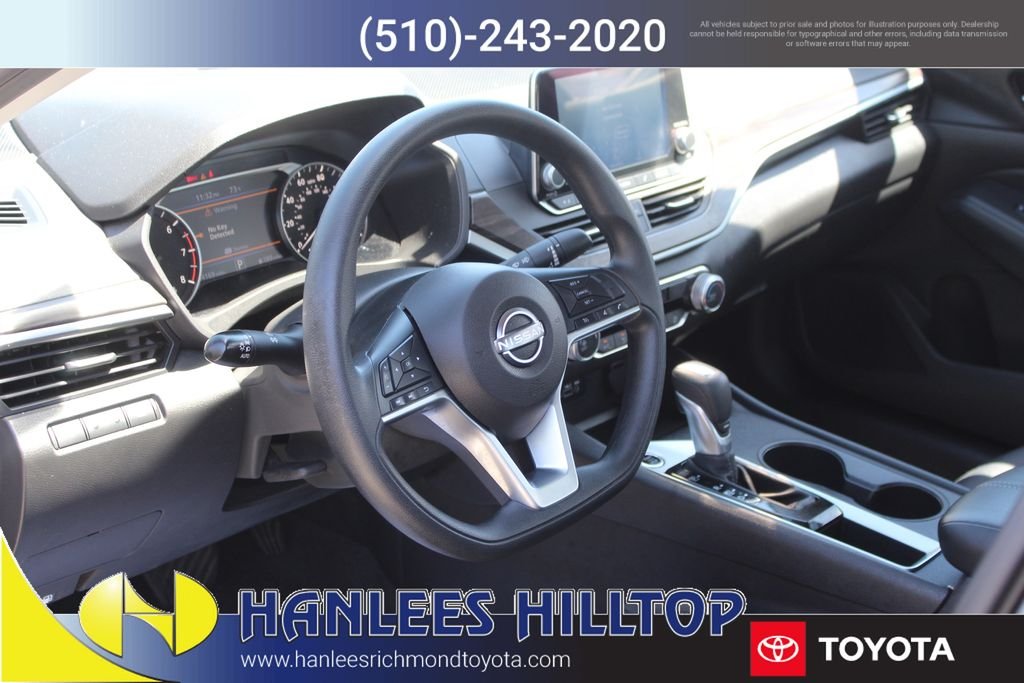 2025 Nissan Altima SV - Photo 11