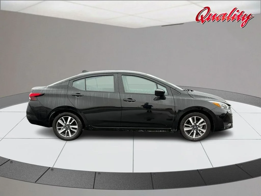 Used 2025 Nissan Versa Sedan SV with VIN 3N1CN8EV8SL866121 for sale in Alton, IL