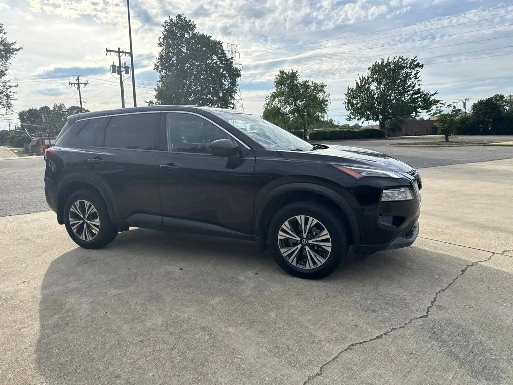 Used 2021 Black Nissan SV image 7