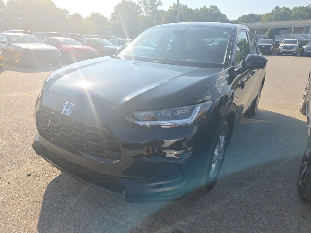 Used 2025 Black Honda LX image 1