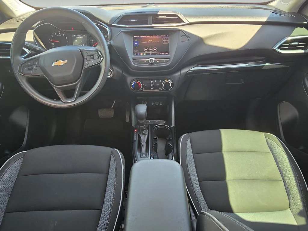 Used 2021 Mosaic Black Metallic Chevrolet LT image 12