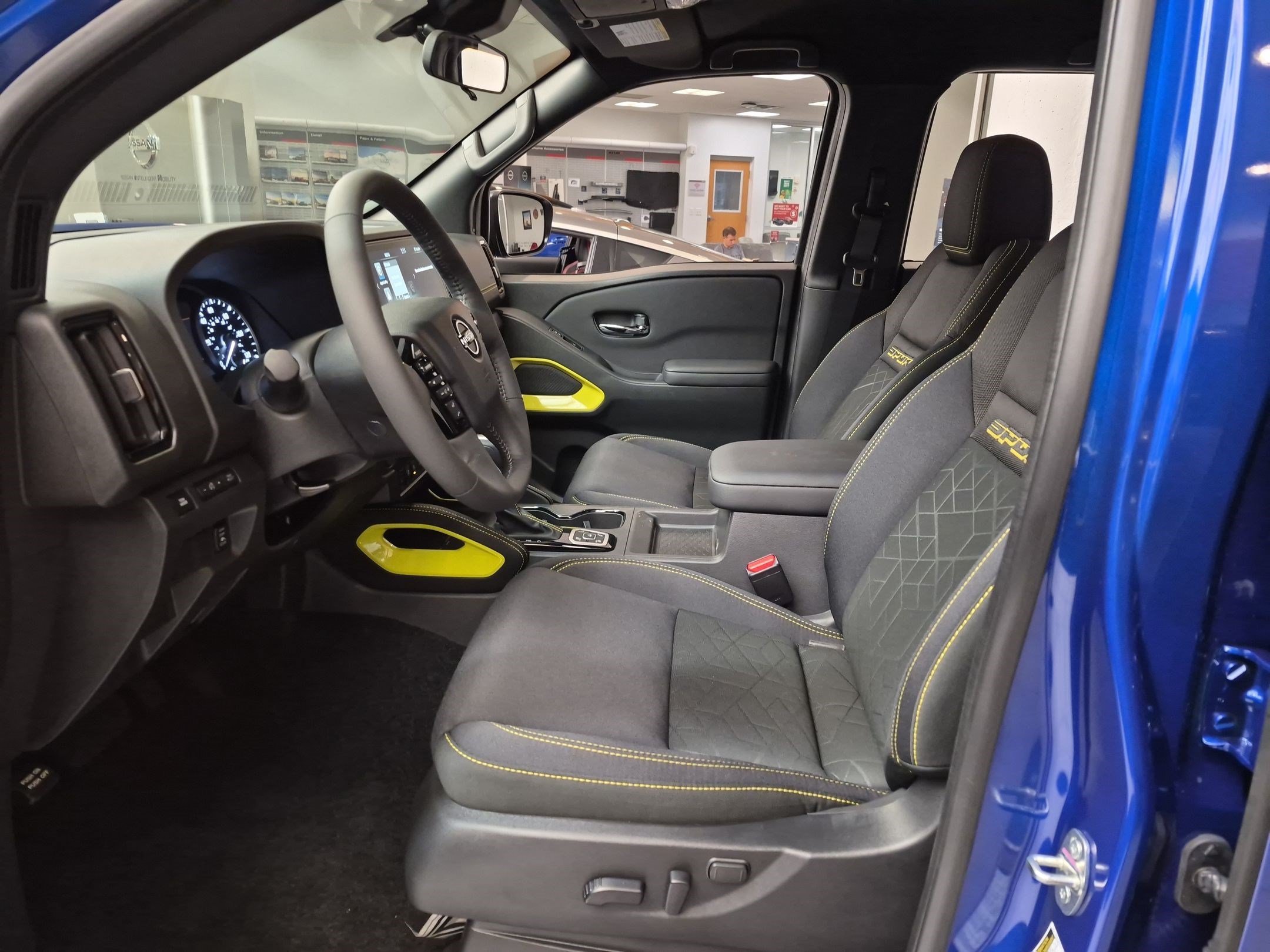 New 2027 Bluestone Pearl Nissan Crew Cab SV image 13