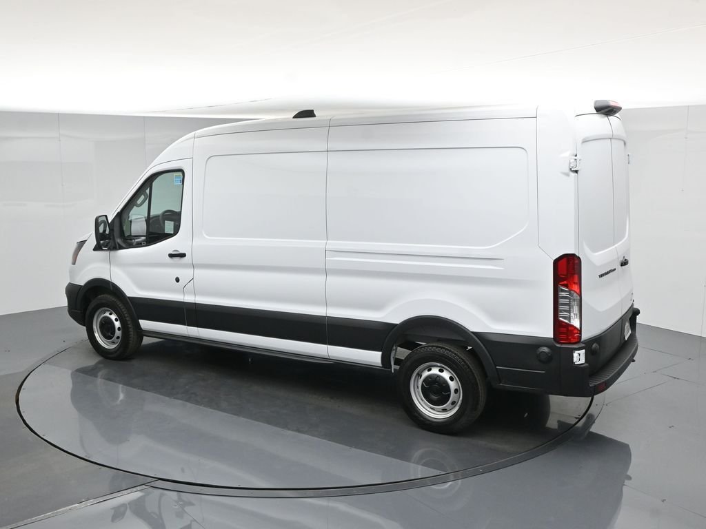 New 2026 Oxford White Ford Base image 40