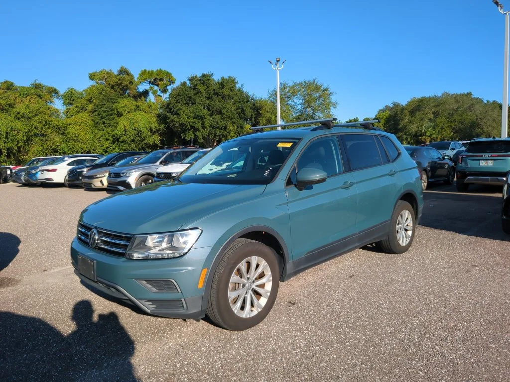 Used 2019 Blue Volkswagen 2.0T S image 2