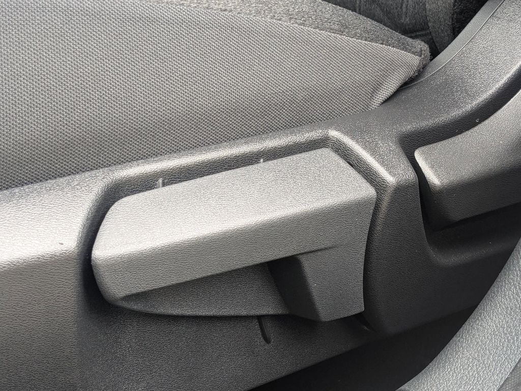 2026 Nissan KICKS SV - Photo 16