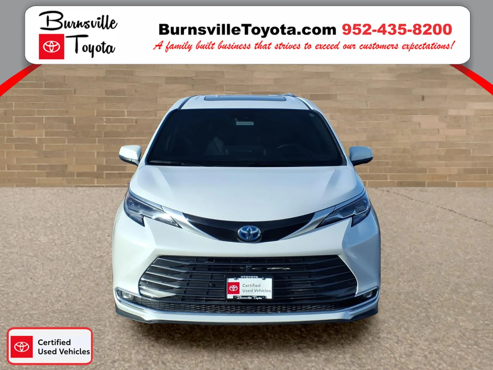 Certified Used 2025 Beige Toyota Platinum image 9