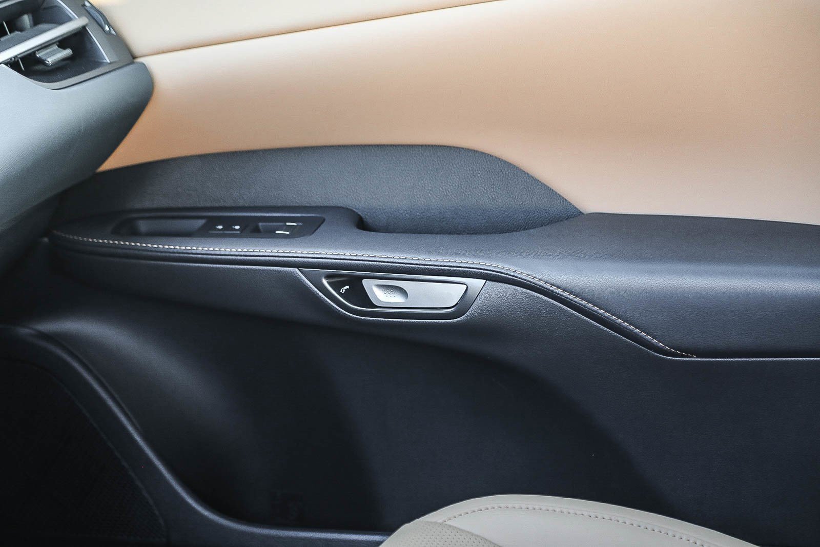 Certified Used 2024 Iridium Lexus 350h Premium Plus image 20