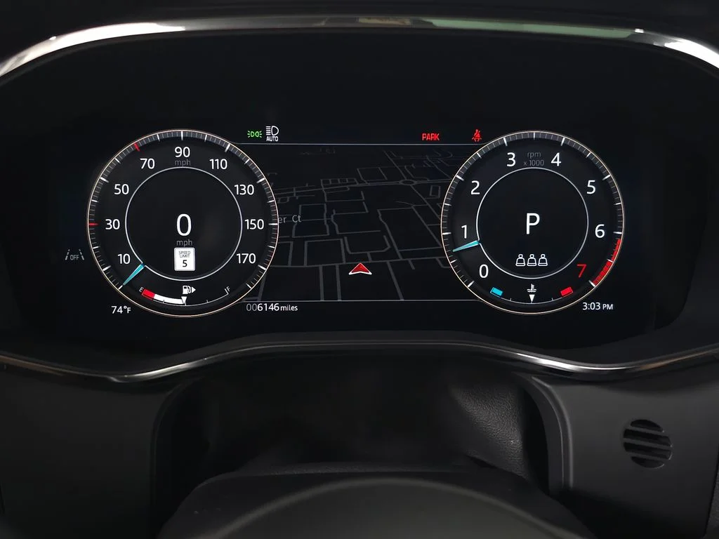 Used 2025  Jaguar P250 R-Dynamic S image 24