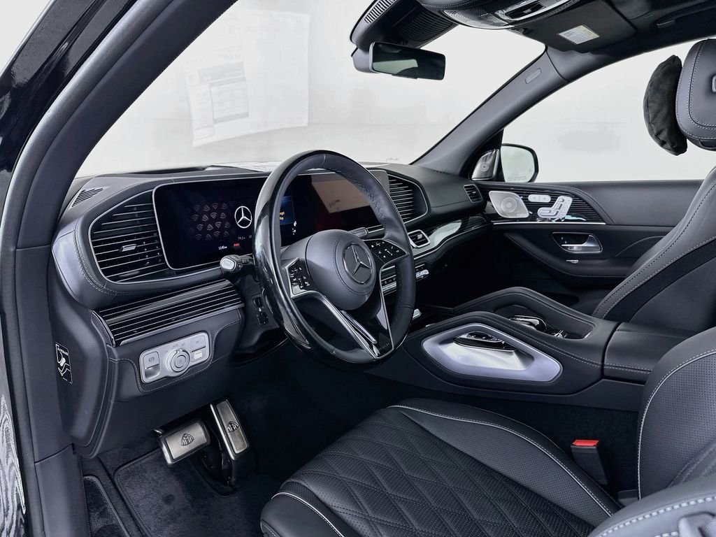 New 2026 Cirrus Silver Metallic Mercedes-Benz Maybach GLS 600 image 9
