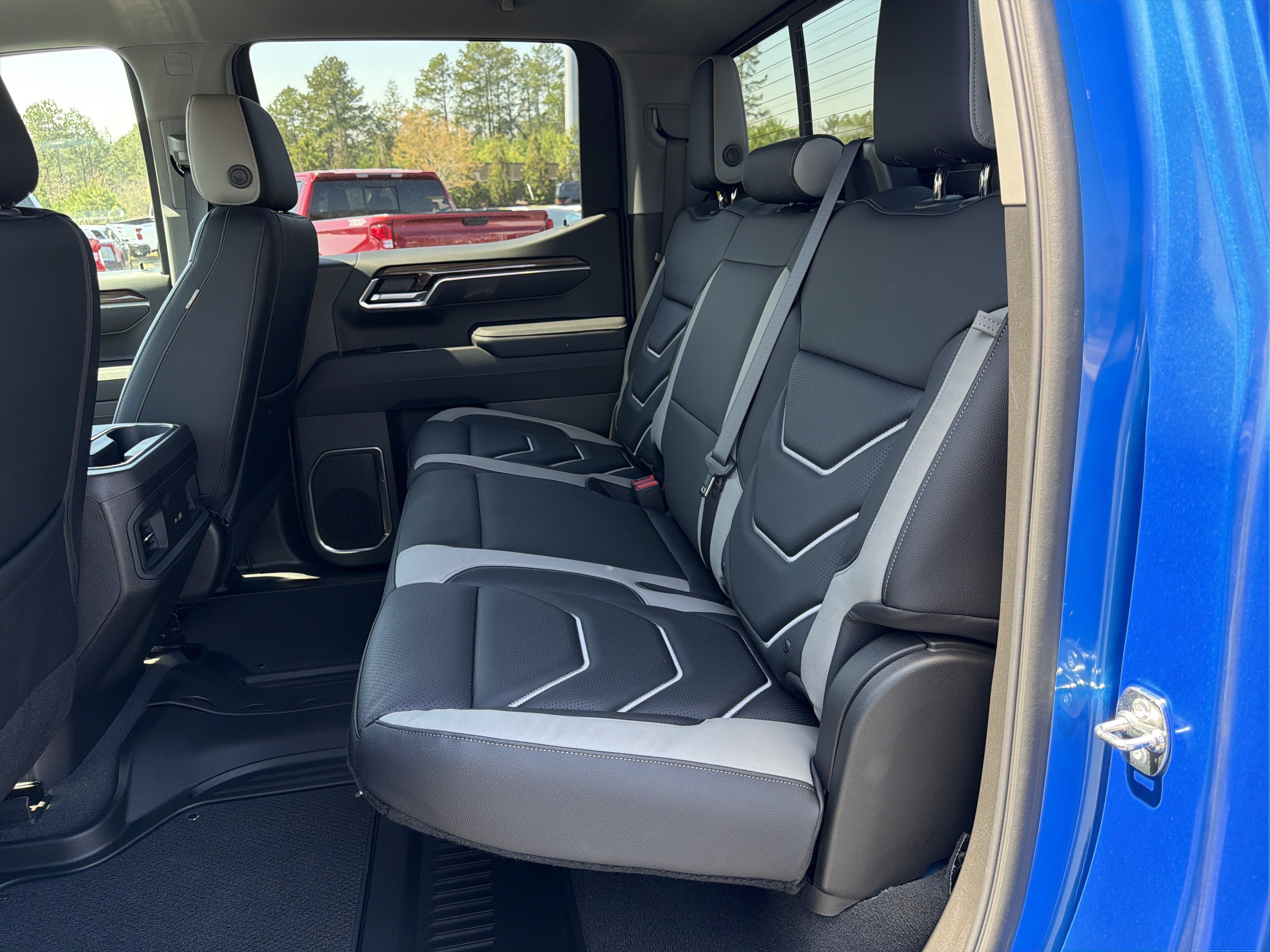 2025 Chevrolet Silverado 1500 RST - Photo 20