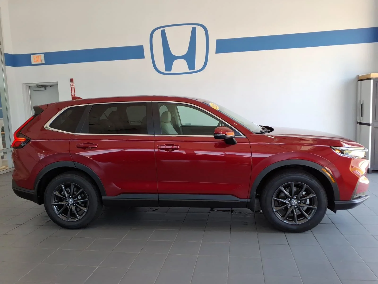 Used 2026 Radiant Red Metallic Honda EX-L image 4