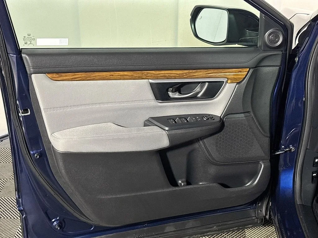 Used 2019 Blue Honda EX image 10