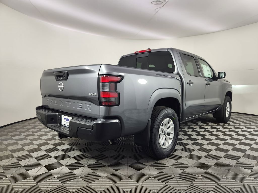 New 2026 Gun Metallic Nissan Crew Cab S image 5
