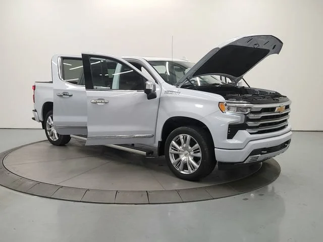 2026 Chevrolet Silverado 1500 High Country - Photo 11