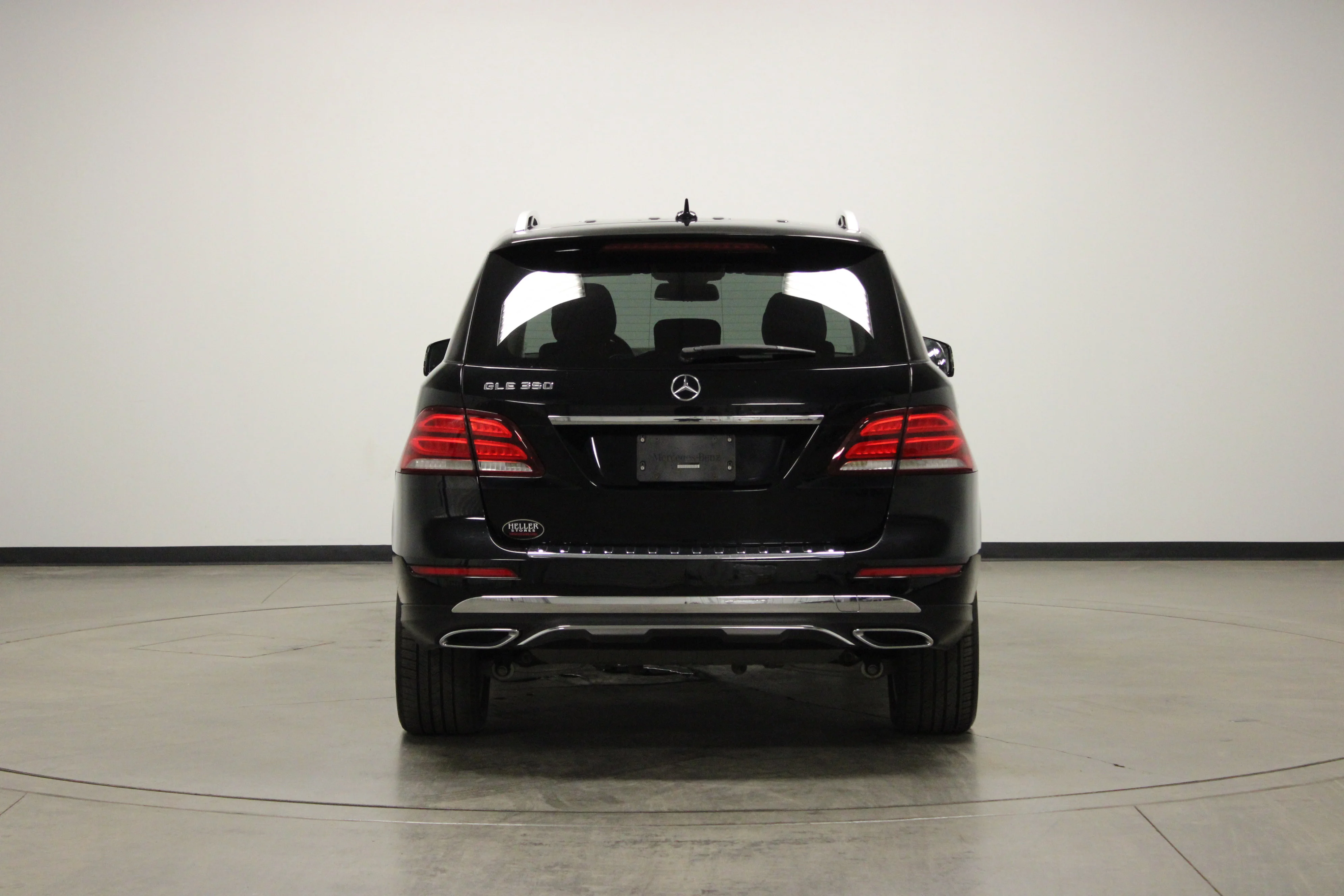 Used 2017 Black Mercedes-Benz GLE 350 image 7