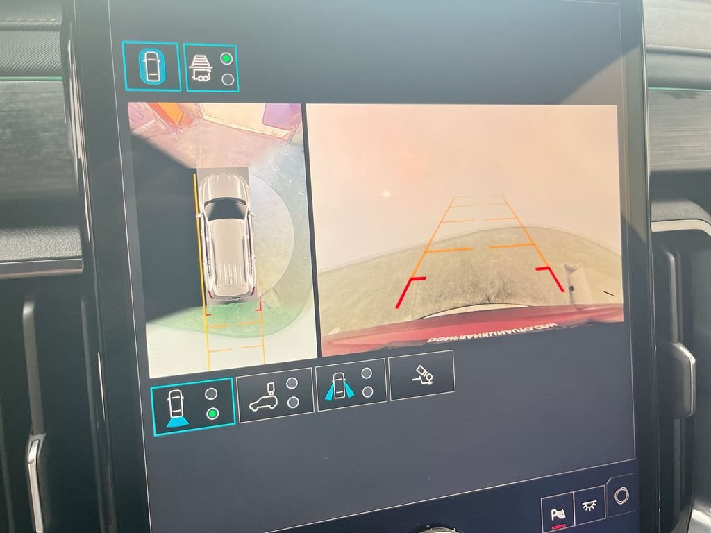 Used 2025 Red GMC AT4 image 21