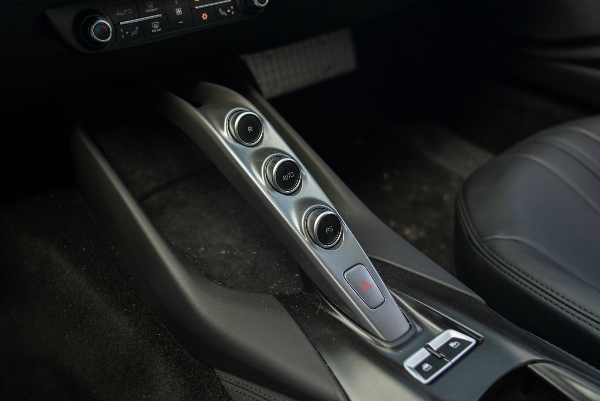 Certified Used 2020 Grigio Titanio Metall Ferrari  image 49