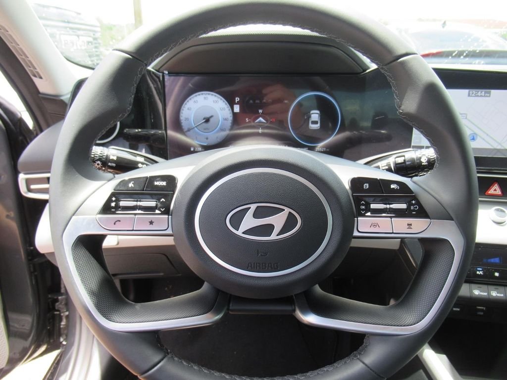 Used 2025 Gray Hyundai Limited image 23