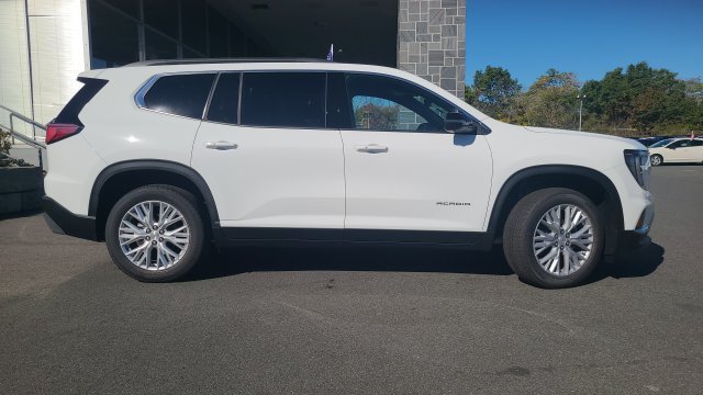New 2027 Summit White GMC Elevation image 8