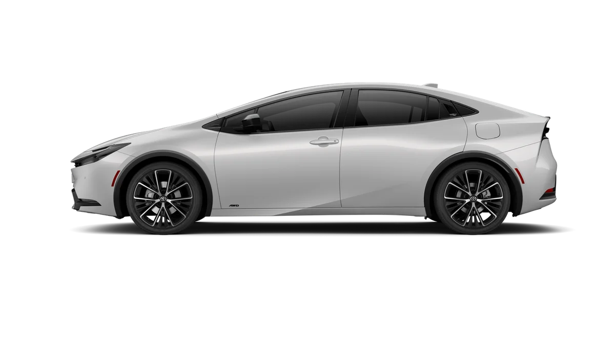 New 2027 Cutting Edge Toyota XLE AWD image 4