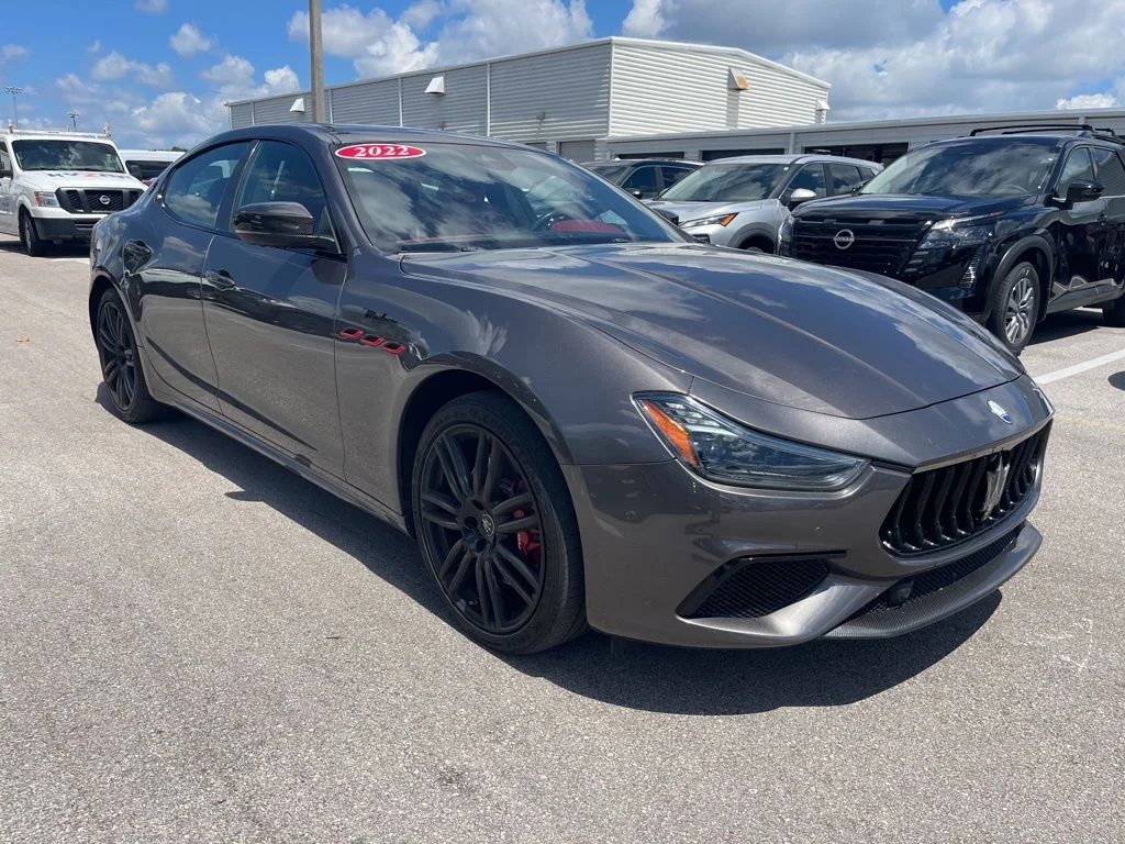 2022 Maserati Ghibli Modena's photo