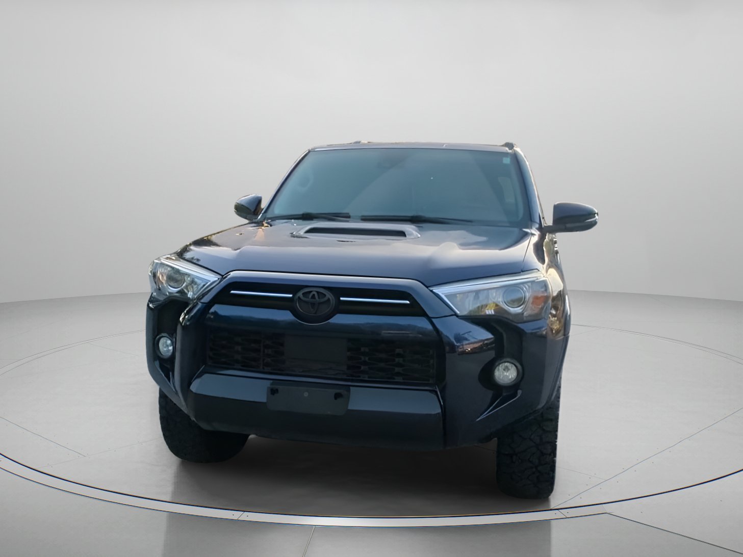 Used 2020 Nautical Blue Metallic Toyota Venture image 4