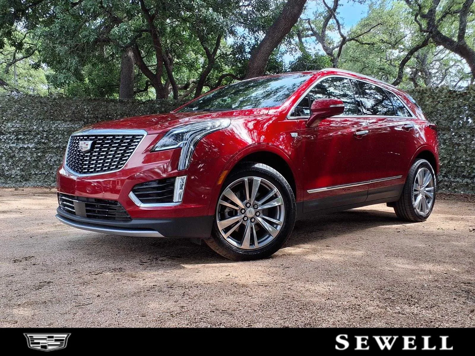 2025 Cadillac XT5 AWD Premium Luxury's photo