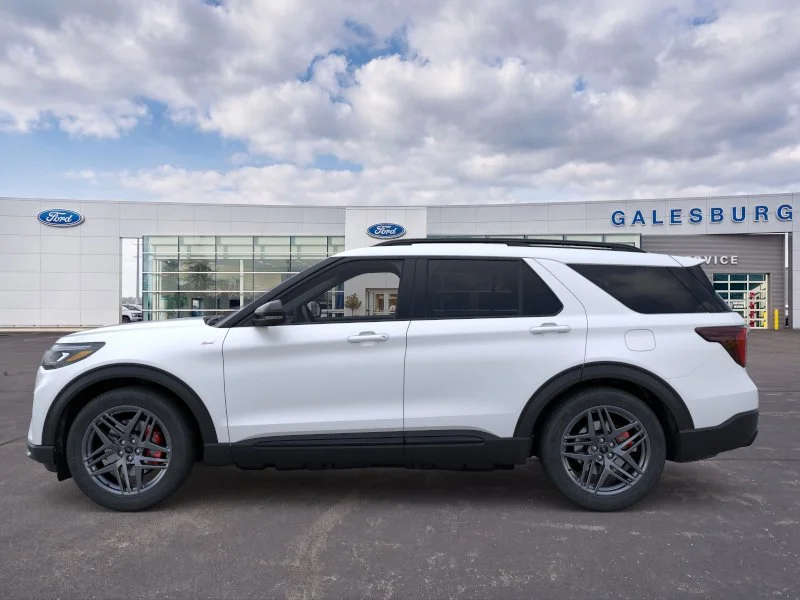 New 2026 Star White Metallic Tri-Coat Ford ST-Line image 26