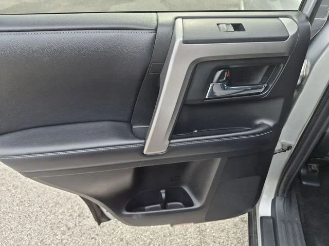 Used 2017 Silver Toyota SR5 image 25