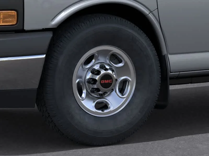 New 2025 Quicksilver Metallic GMC LT image 31