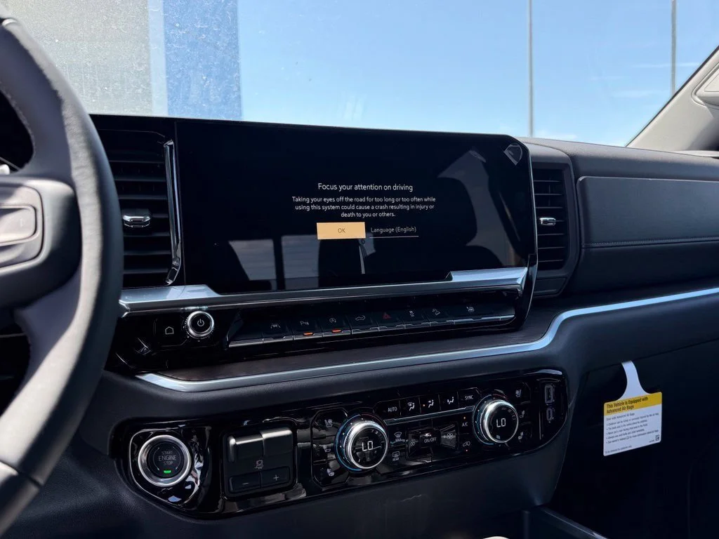 New 2026 Glacier White Tricoat GMC SLT image 22