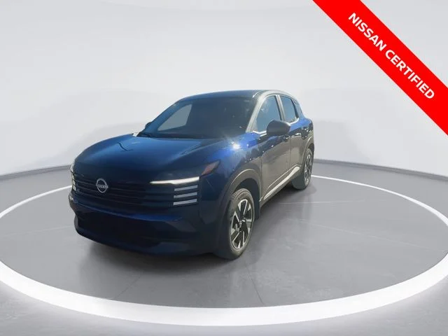 Used 2025 Blue Nissan SV image 4