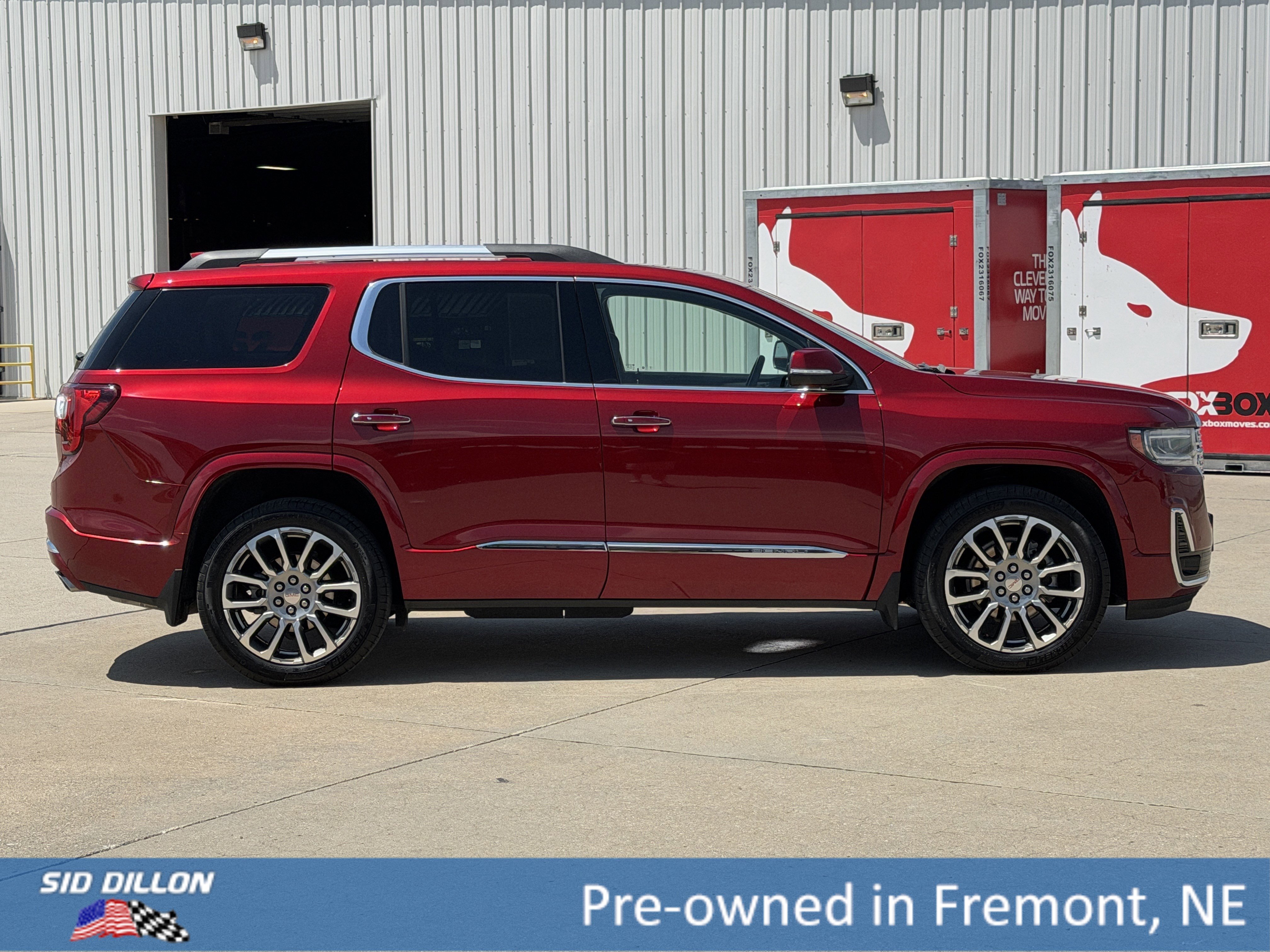 Used 2023 Volcanic Red Tintcoat GMC Denali image 3