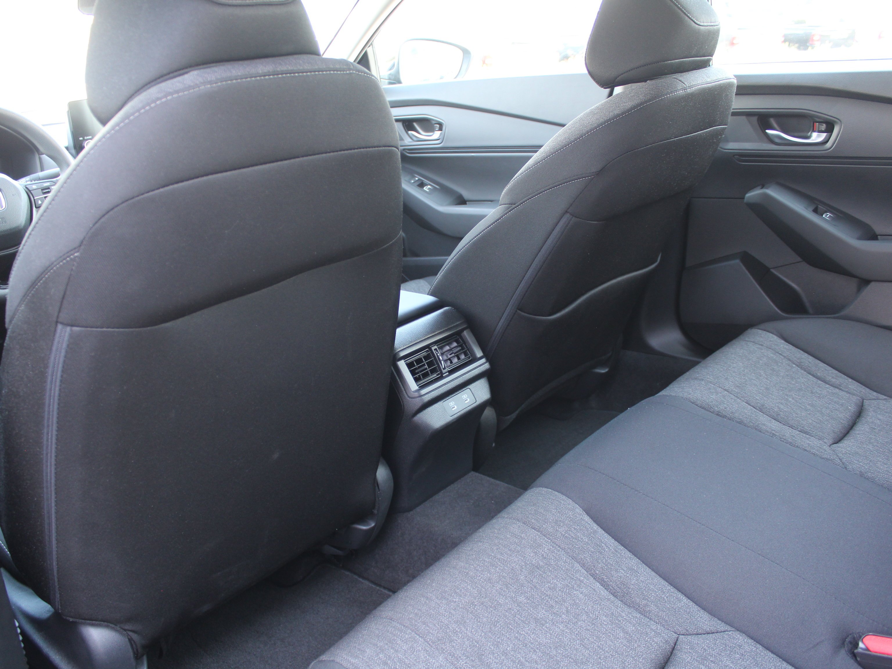 Used 2025 Blue Honda SE image 24