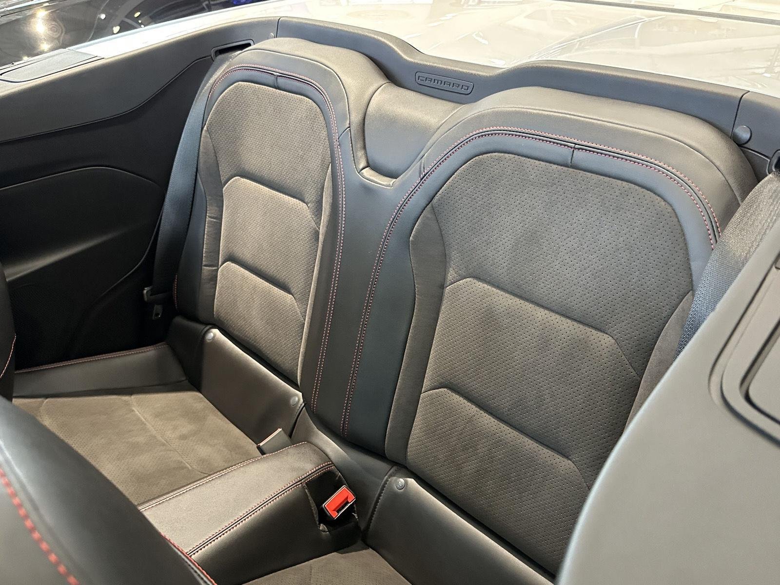 2022 Chevrolet Camaro ZL1 - Photo 5