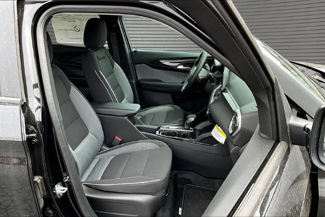 New 2026 Mosaic Black Metallic Chevrolet LT image 11