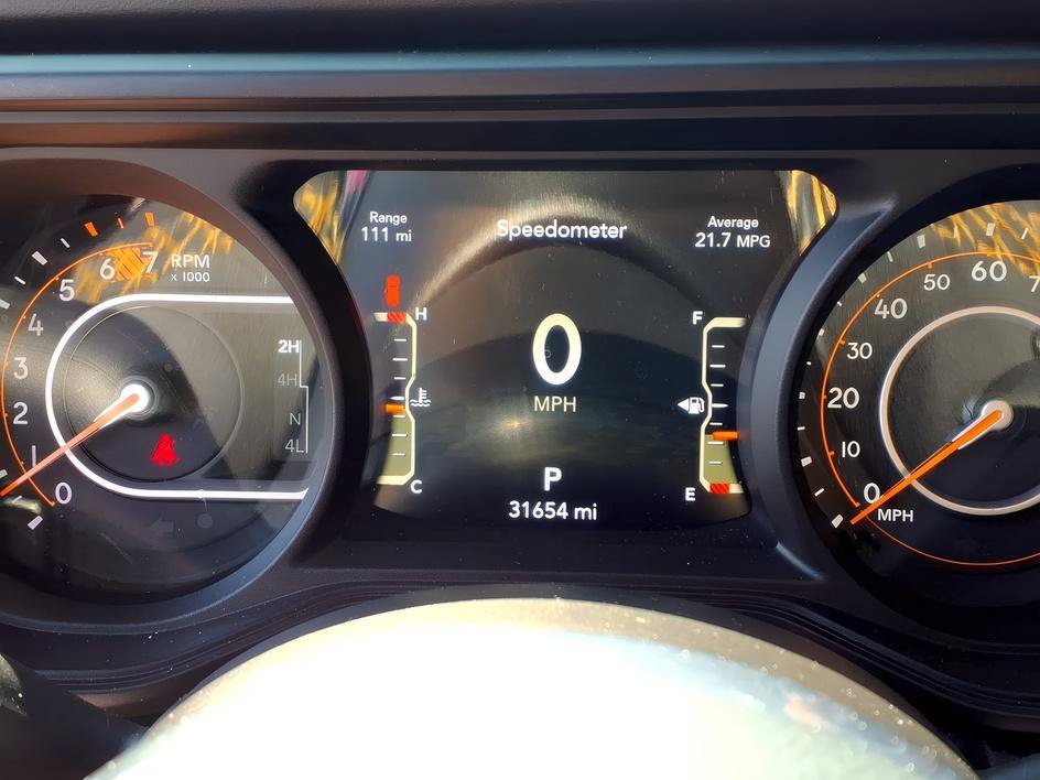 Used 2024 Limited Edition Tuscadero Pearlcoat Jeep Sahara image 30