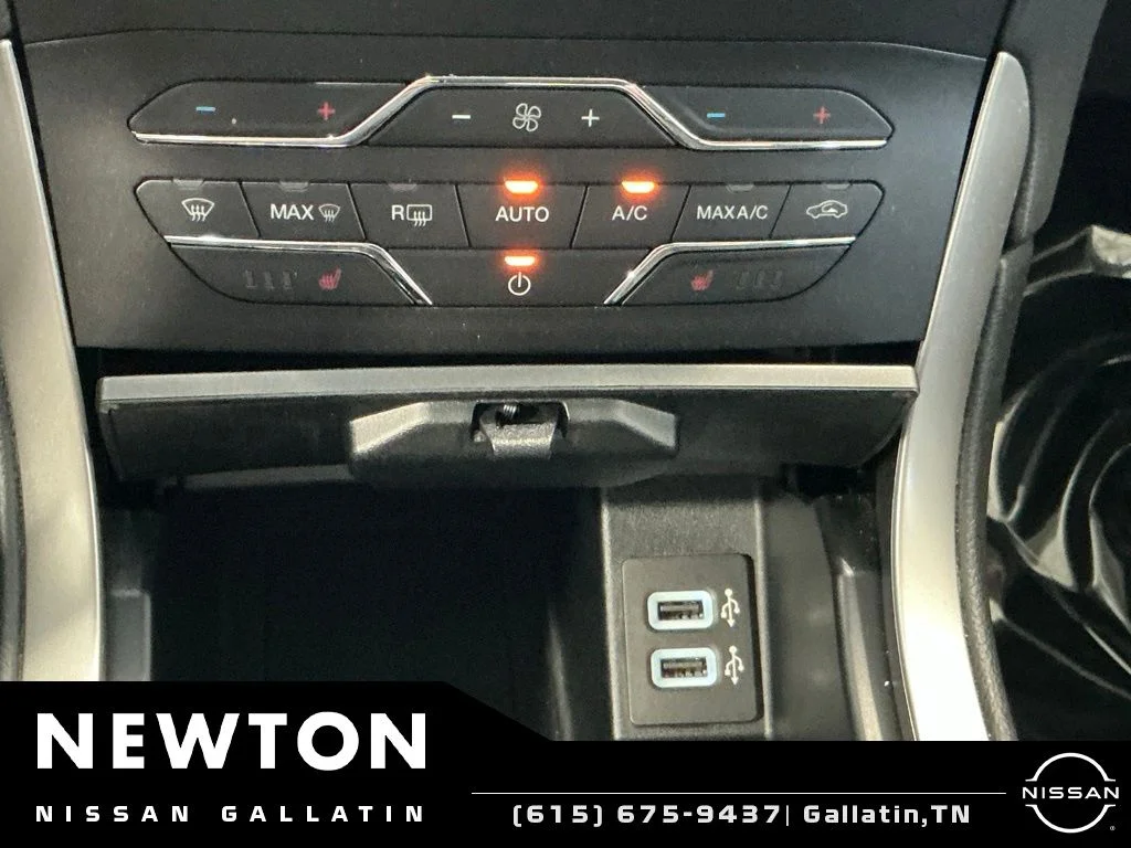 Used 2019 Ruby Red Metallic Ford SEL image 32