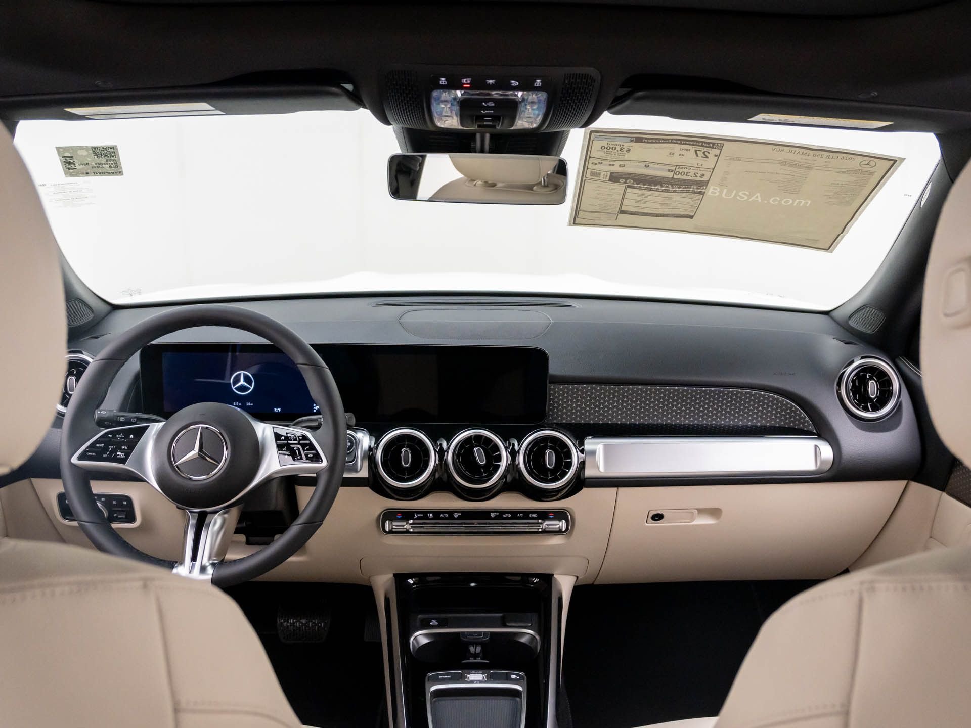New 2026 White Mercedes-Benz GLB 250 image 10