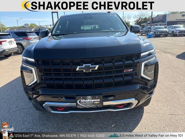 Used 2025 Chevrolet Suburban Z71 with VIN 1GNS6DRD8SR252038 for sale in Shakopee, Minnesota