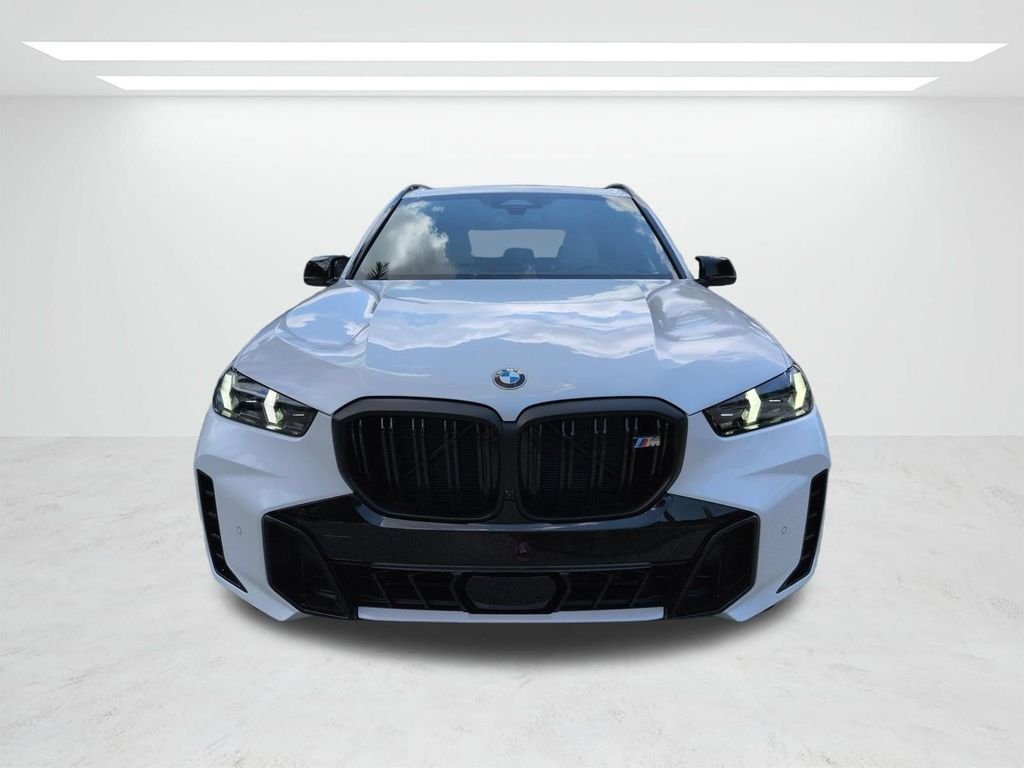New 2026 White Metallic BMW M60i image 9