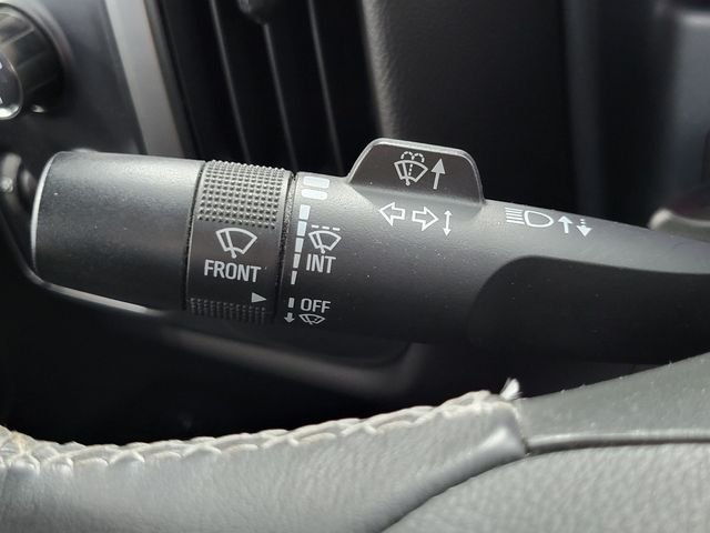 Used 2016 White Chevrolet LT image 14