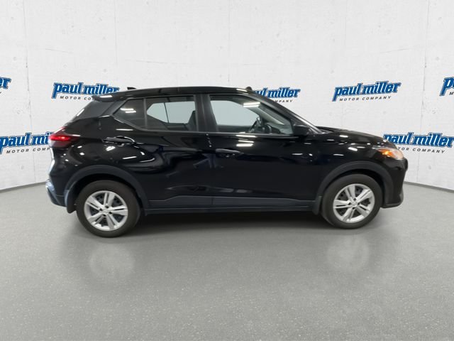 Certified Used 2025 Super Black Nissan S image 13
