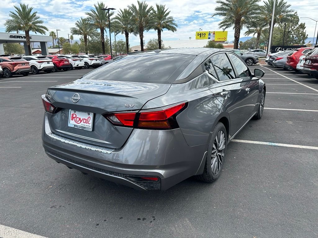 Used 2023 Gray Nissan 2.5 SV image 23