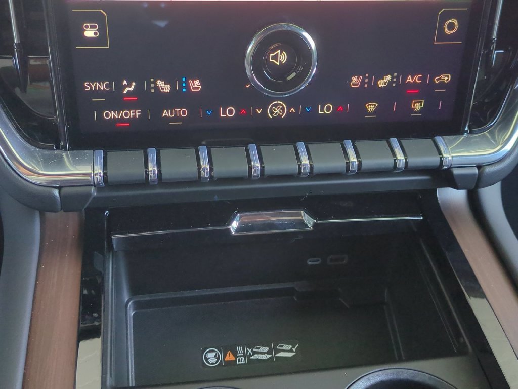 2026 GMC Yukon XL Denali - Photo 19