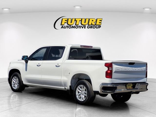 Used 2022 White Chevrolet LT image 7